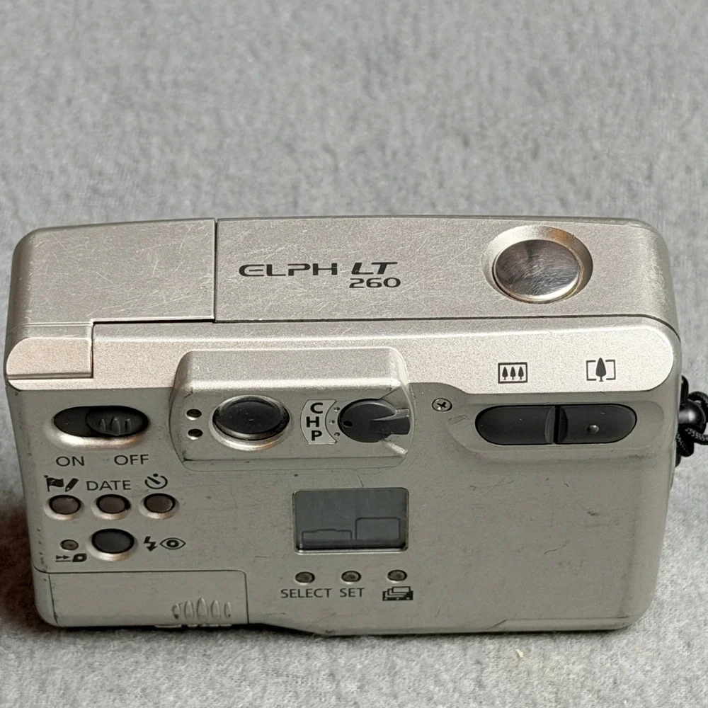 Canon ELPH LT 260 Silver APS Film Camera 26-52mm Zoom Lens Vintage Untested